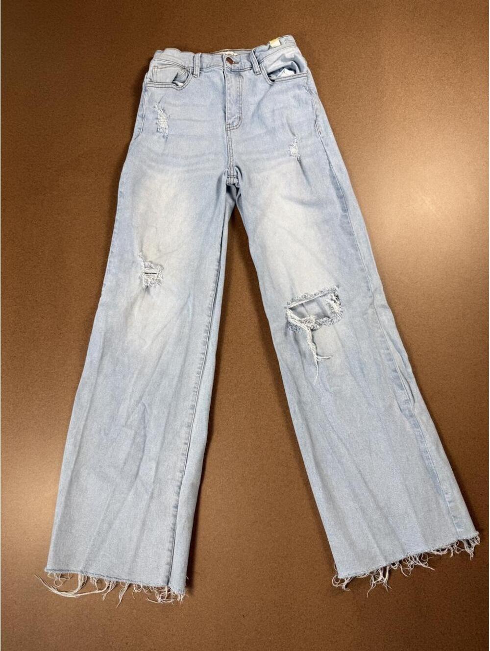 Vibrant M.i.U Women's Size 9 (W28) Light Blue Distressed Baggy Flared Denim Y2K-
